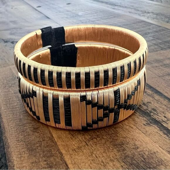 HANDCRAFTED Two Bracelet Set Pair Of Earrings Gold Plate Cord Warregue Material - Picture 2 of 8